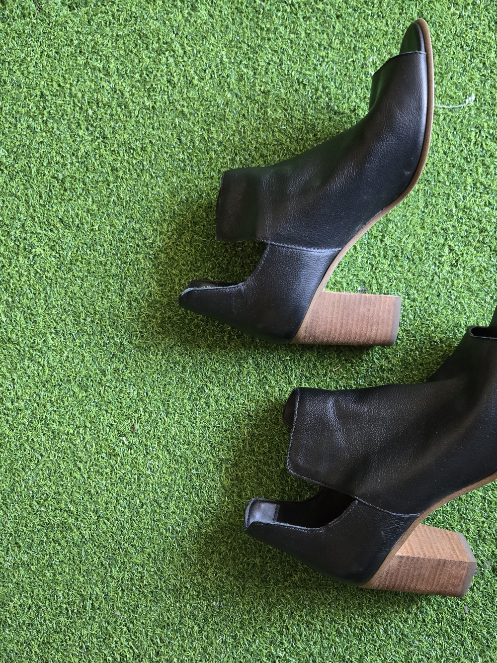 Steve Madden Black Open-Toe Cutout Ankle Booties with Wood-Effect Block Heel